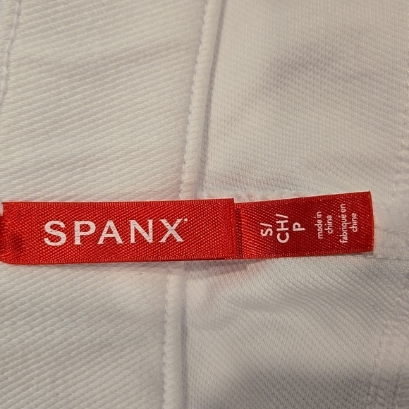 SPANX SKINNY LEG WHITE BELLY COMPRESSION JEANS. SIZE SMALL. - Picture 3 of 9